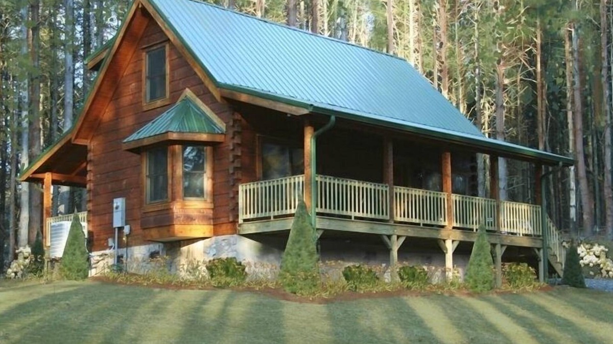 West Jefferson Cabin | Beautiful Cabin w/River Lot!
