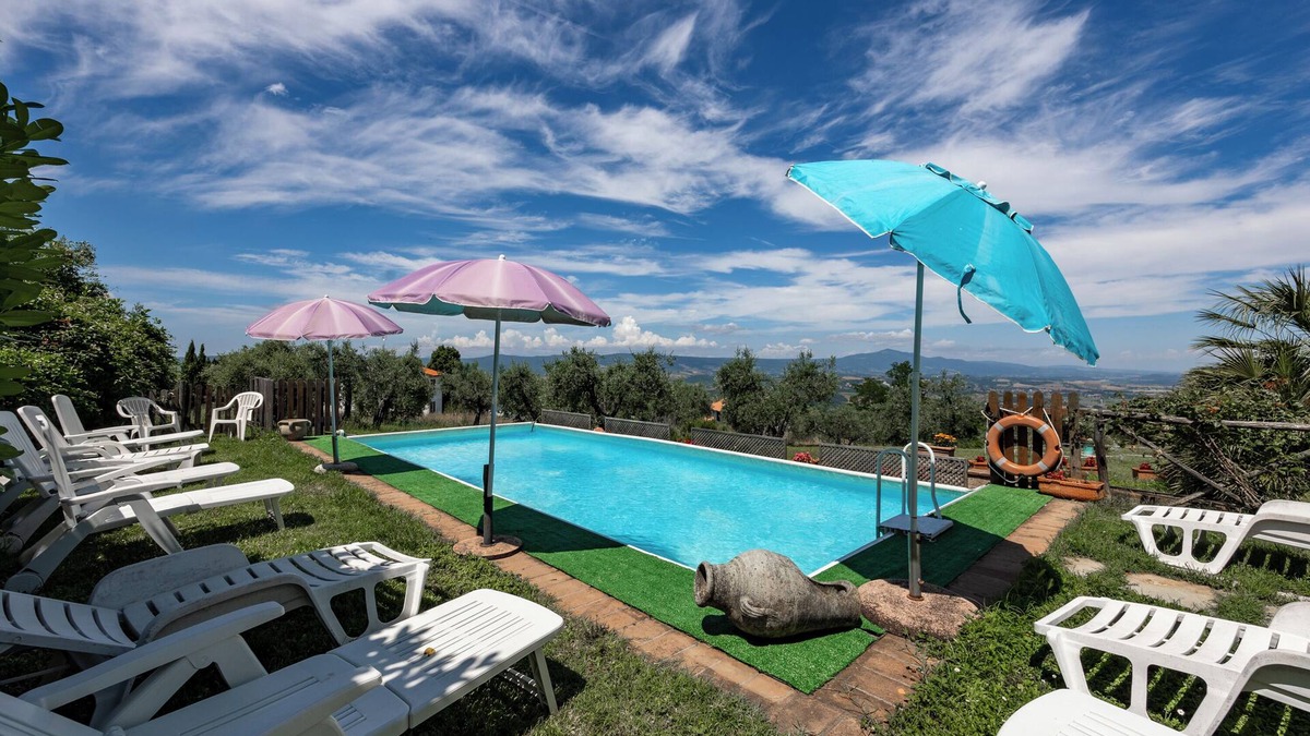Ficulle Villa | Beautiful Casolare With Pool Among Green, Ficulle, Italy