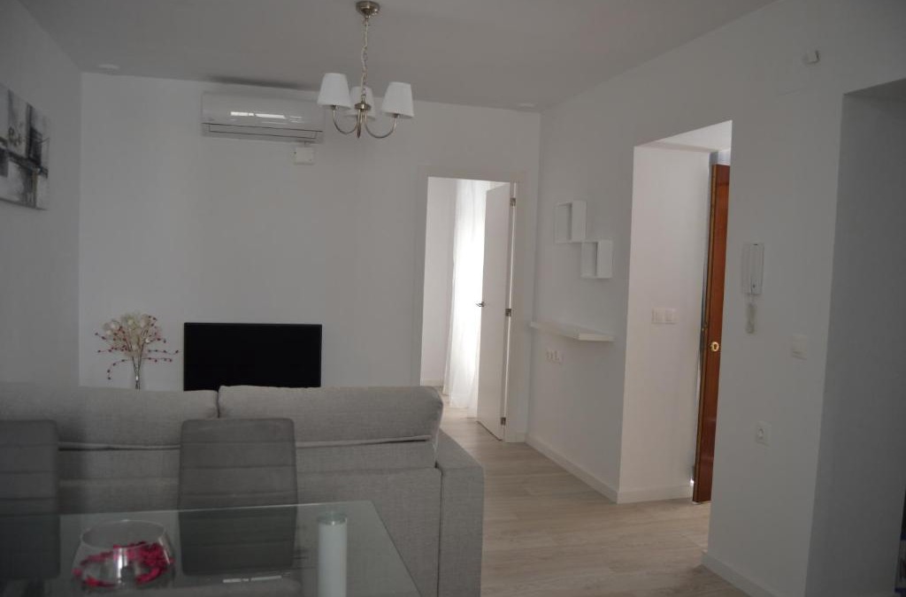 Old Town Apartment | Beautiful Central Cadiz