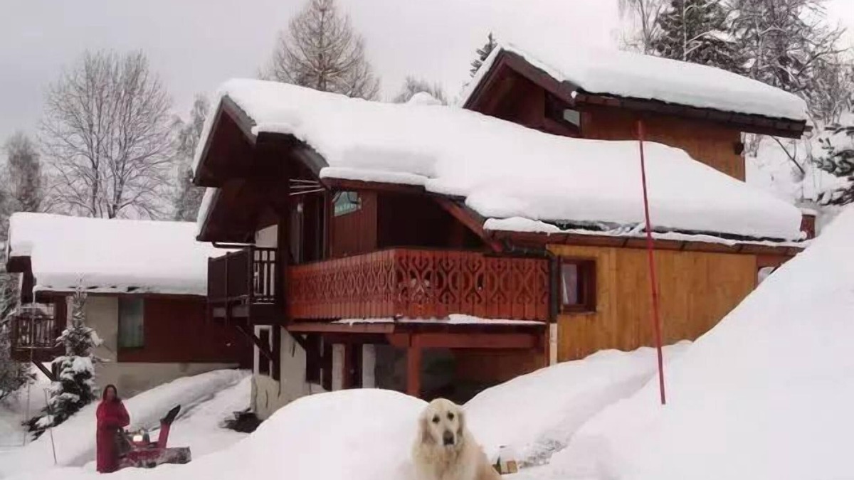 Montalbert Villa | Beautiful chalet at the start of the slopes - 6 room apartment for 12 people