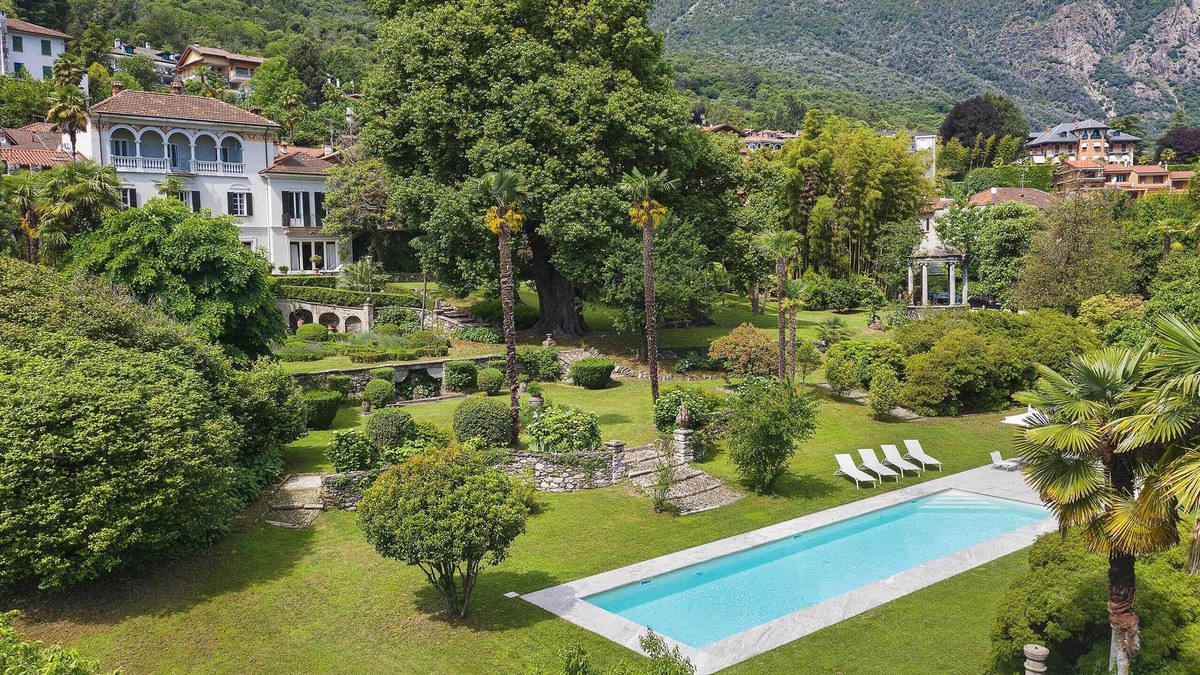 Baveno Villa | Beautiful classic villa with pool set in splendid gardens! - Villa La Romanica
