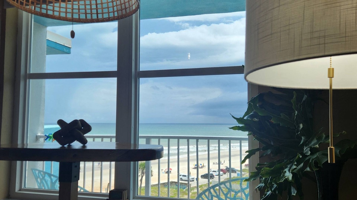 Lenox Park Condo | Beautiful, comfortable oceanview condo located in prime Daytona Beach location!