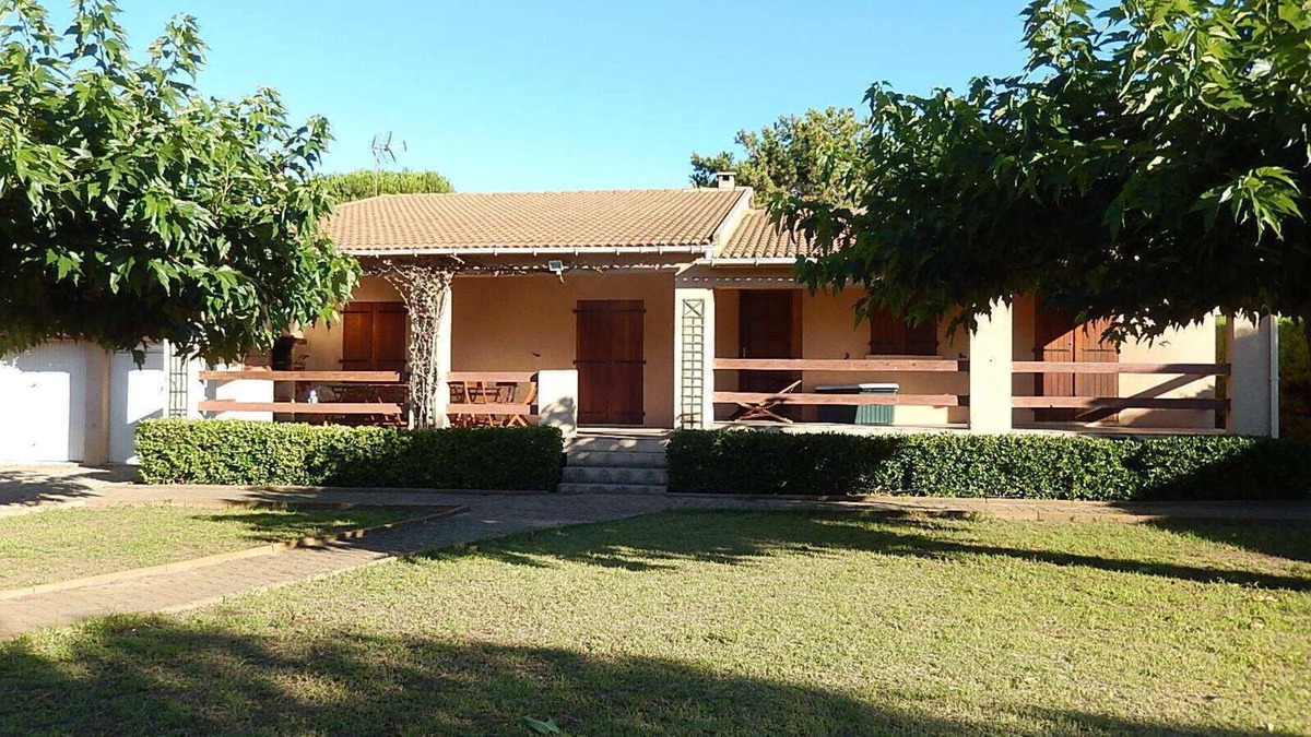 Pineto Villa | Beautiful, comfortable villa with garden 50 m from the beach