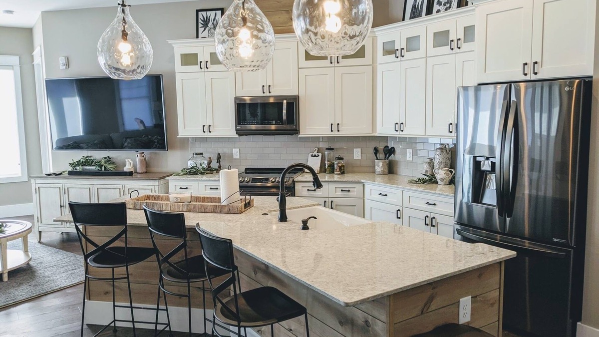 Blue Ridge Condo | Beautiful condo in downtown Blue Ridge!