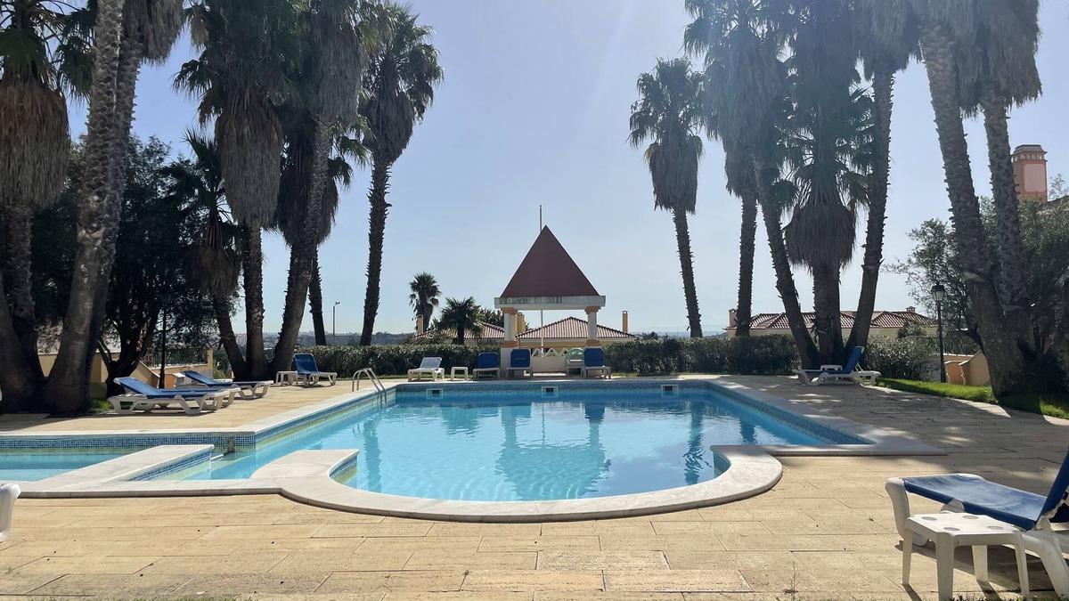Sao Pedro de Penaferrim Condo | Beautiful Condo with Pool in a Golf Community in Sintra