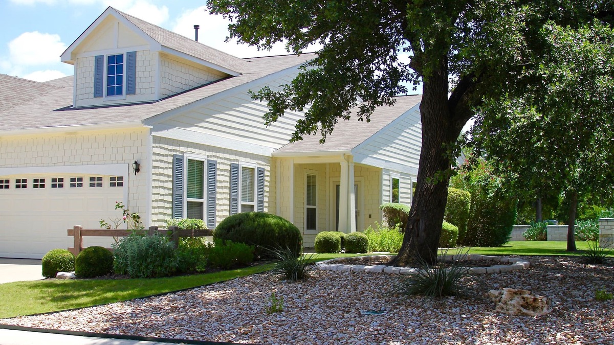 Sun City House | Beautiful Corner Property Home in Sun City Georgetown, Texas