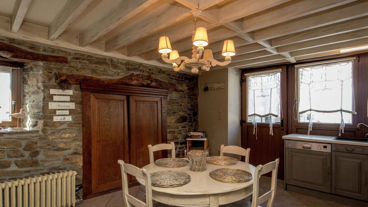 Manhay Cottage | Beautiful Cottage in Malempre with Fenced Garden