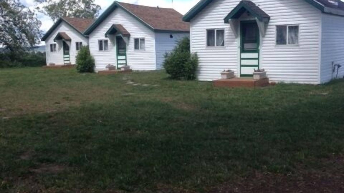 Ashton Cottage | Beautiful Cottages in the Shadow of the Tetons