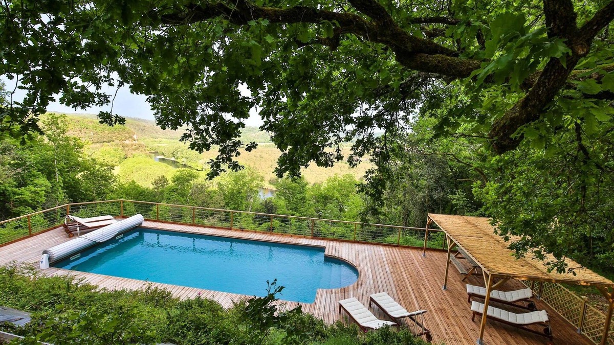 Carsac-Aillac House | Beautiful countryside house with river views