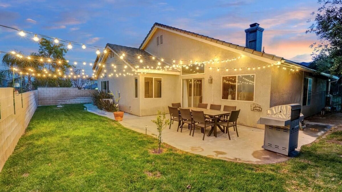 Stevenson Ranch House | Beautiful Cozy Home Near Magic Mountain & Shopping in Stevenson Ranch