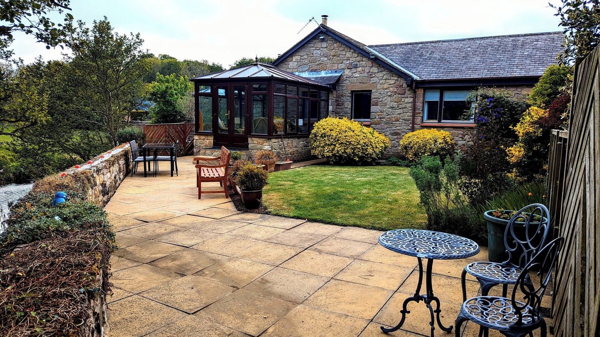 Waren Mill Cottage | Beautiful detatched cottage situated within a small hamlet near Bamburgh.
