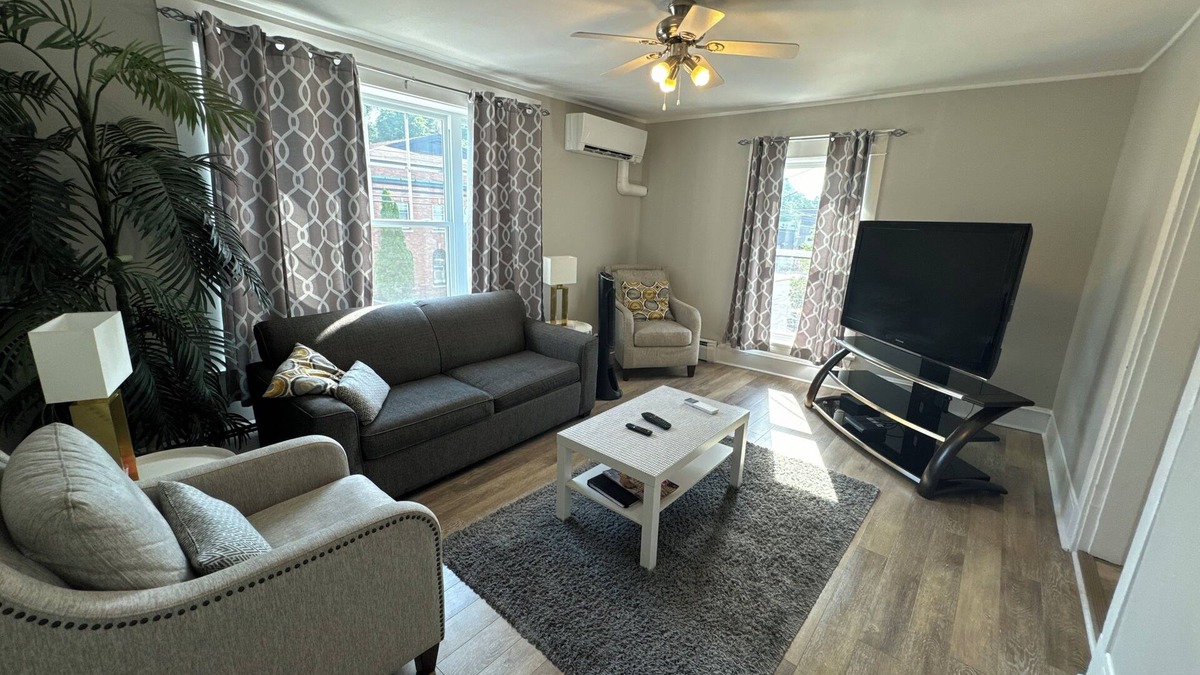 Kentville Apartment | Beautiful Downtown Core Apt. Located on Main Street, Kentville