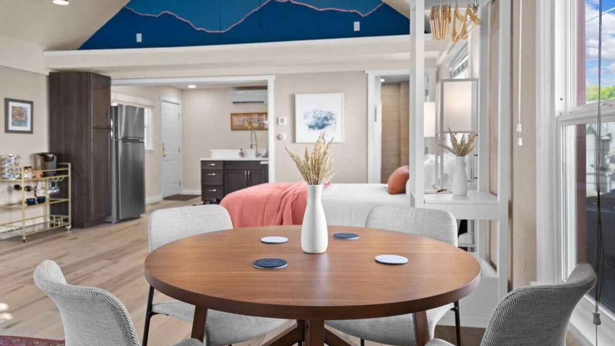 Kalispell House | Beautiful Downtown Studio* Steps to Dining, Shopping