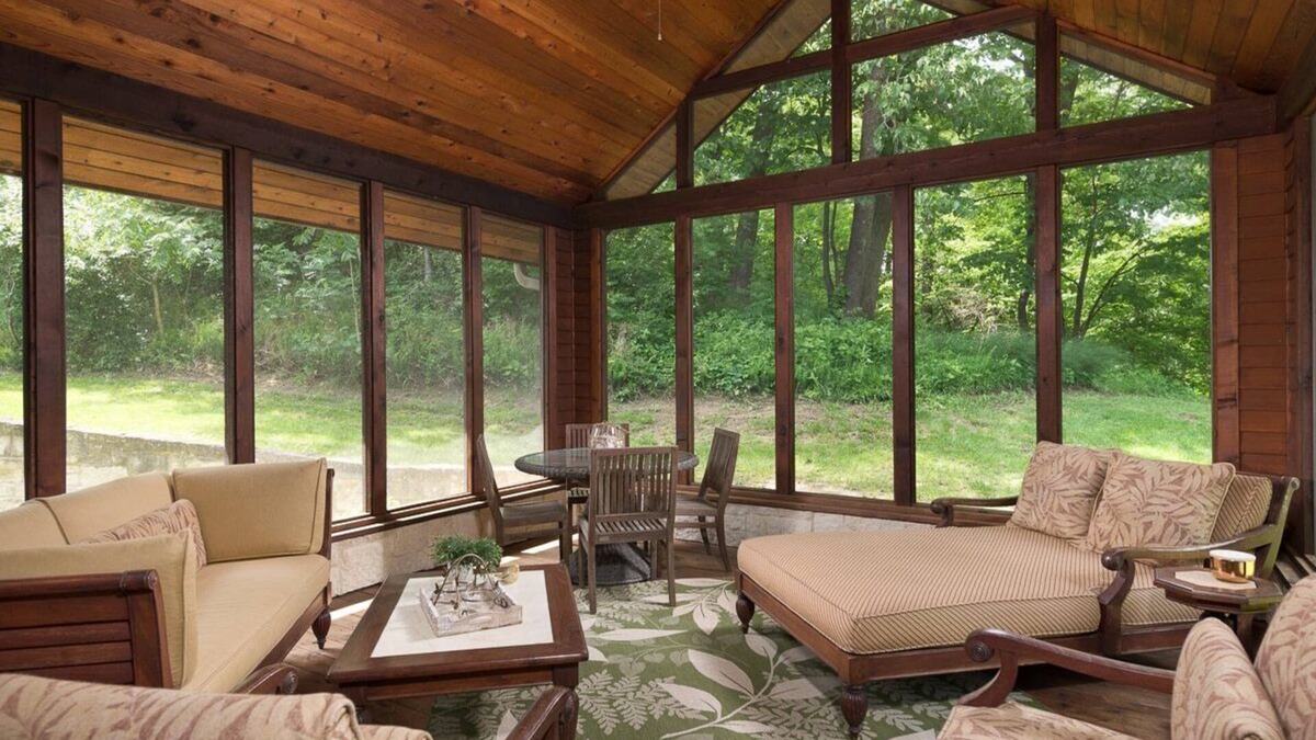 Platte City House | Beautiful estate in the bluffs with breath taking views and a private air strip!