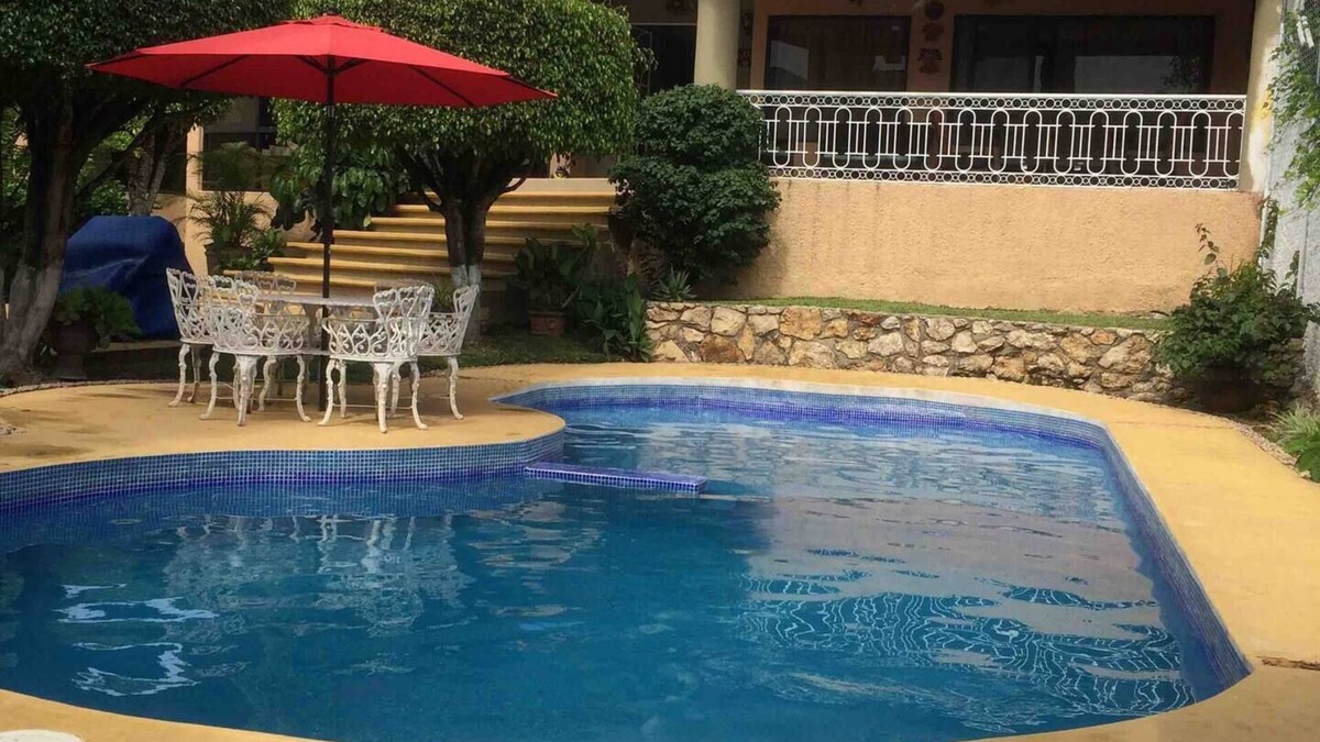 Ixtapan de la Sal House | Beautiful family home with heated swimming pool