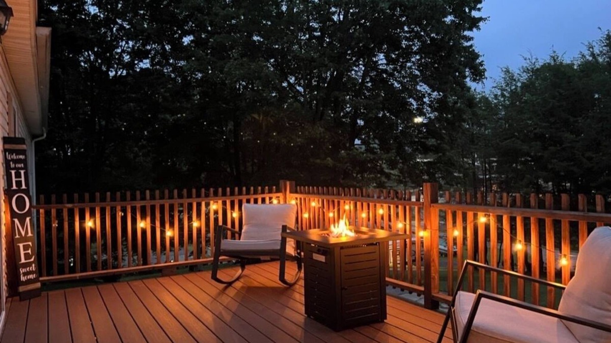 MacArthur House | Beautiful family and pet friendly home right off the I77/64 spilt!