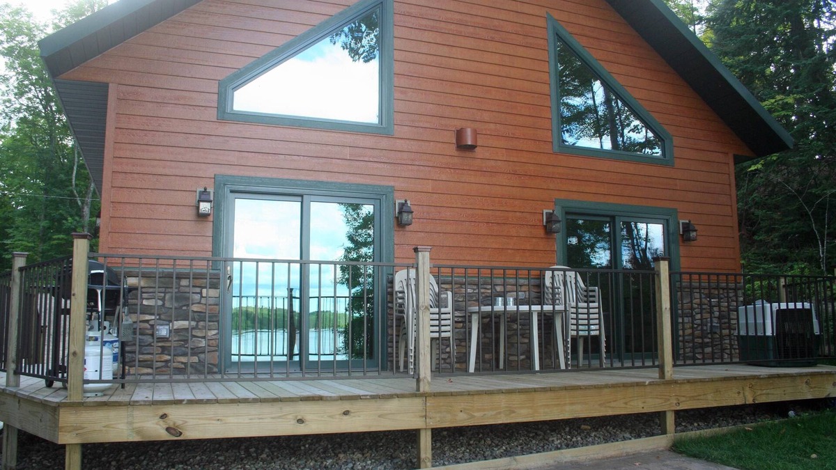 Pickerel Cabin | Beautiful, Family-Friendly Vacation Rental On Pickerel Lake