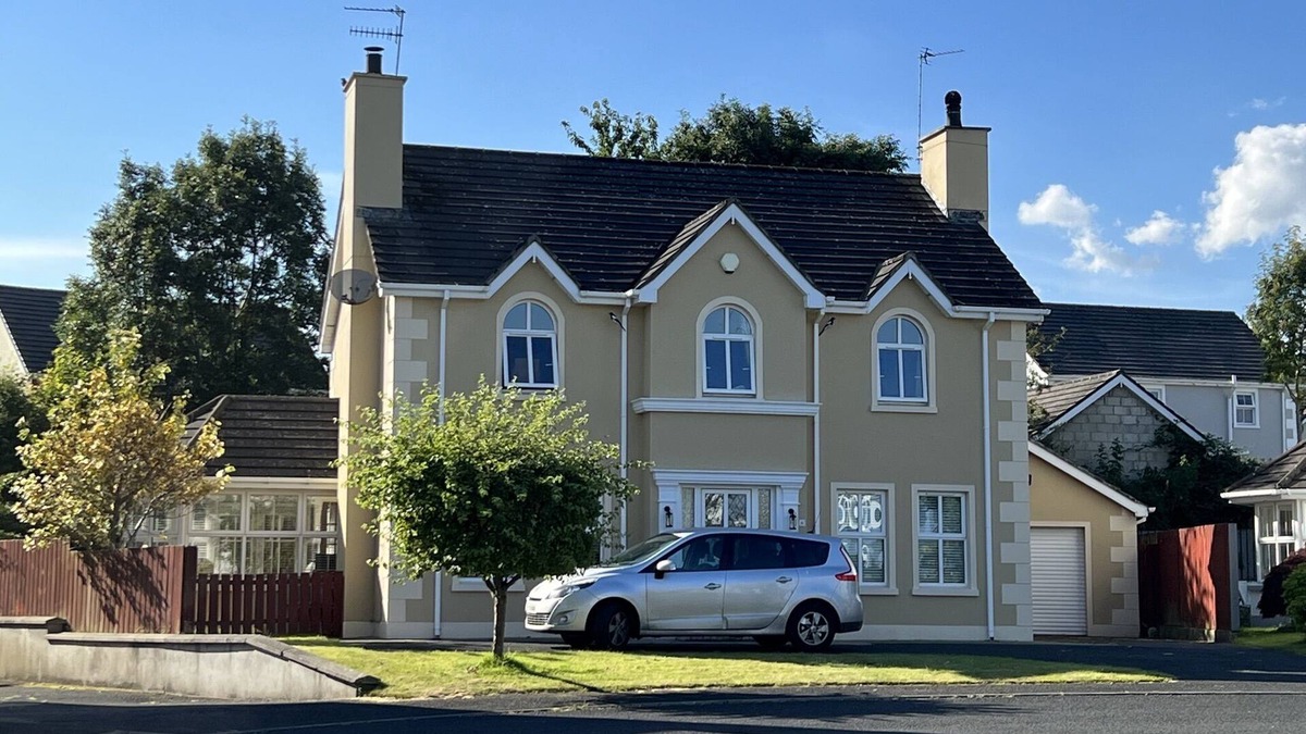 Muff House | Beautiful family home in Donegal, just 10 mins from Derry city centre
