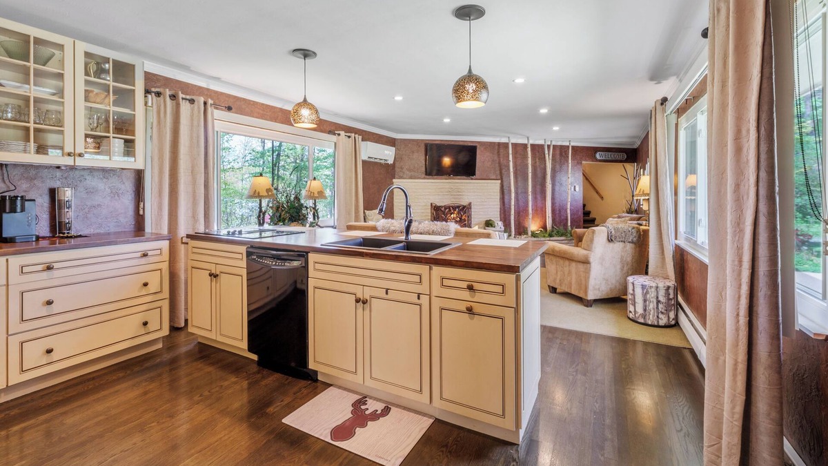 Racine House | Beautiful family lodge with all the comforts of home