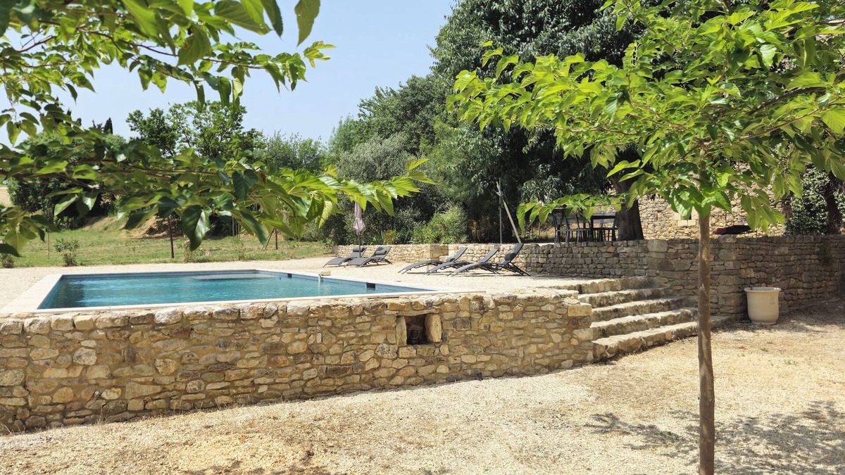 Goudargues Other | Beautiful farmhouse with large pool within walking distance of Goudargues