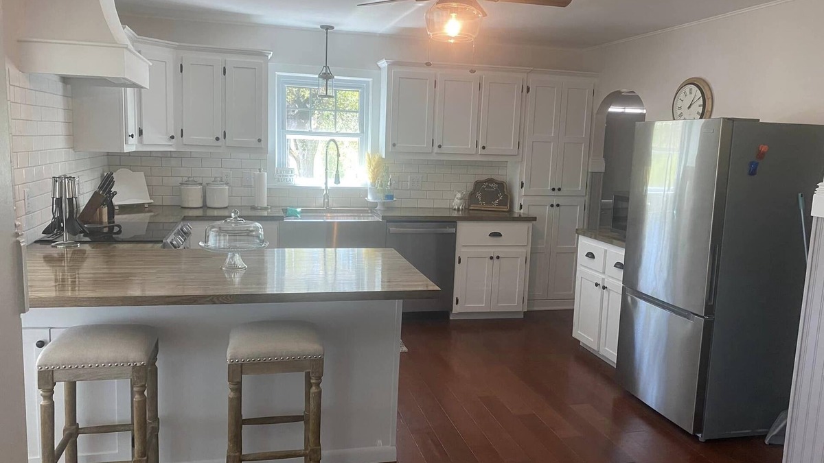 Hermann Other | Beautiful Farmhouse with Scenic View