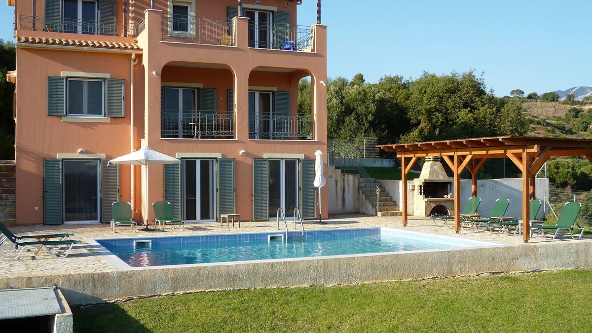 Kaligata Villa | Beautiful five bedroom villa with sea views and pool in Kefalonia