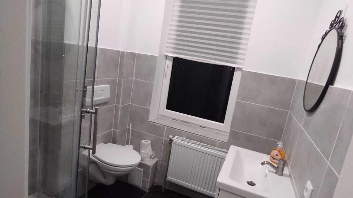 Altenburg Apartment | Beautiful flat in Altenburg with wifi and smart T