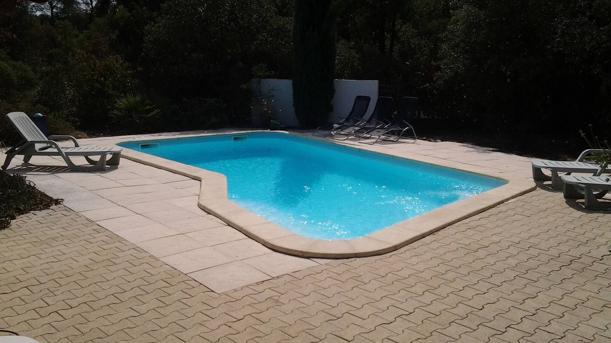 Le Cannet-des-Maures House | Beautiful villa in the Var with private pool
