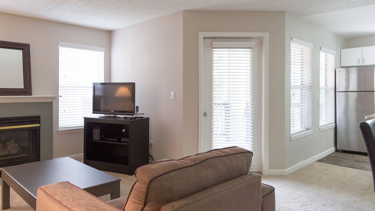 Arapahoe Ridge Apartment | Beautiful fully furnished, all-inclusive, apartmentin Boulder, Colorado!
