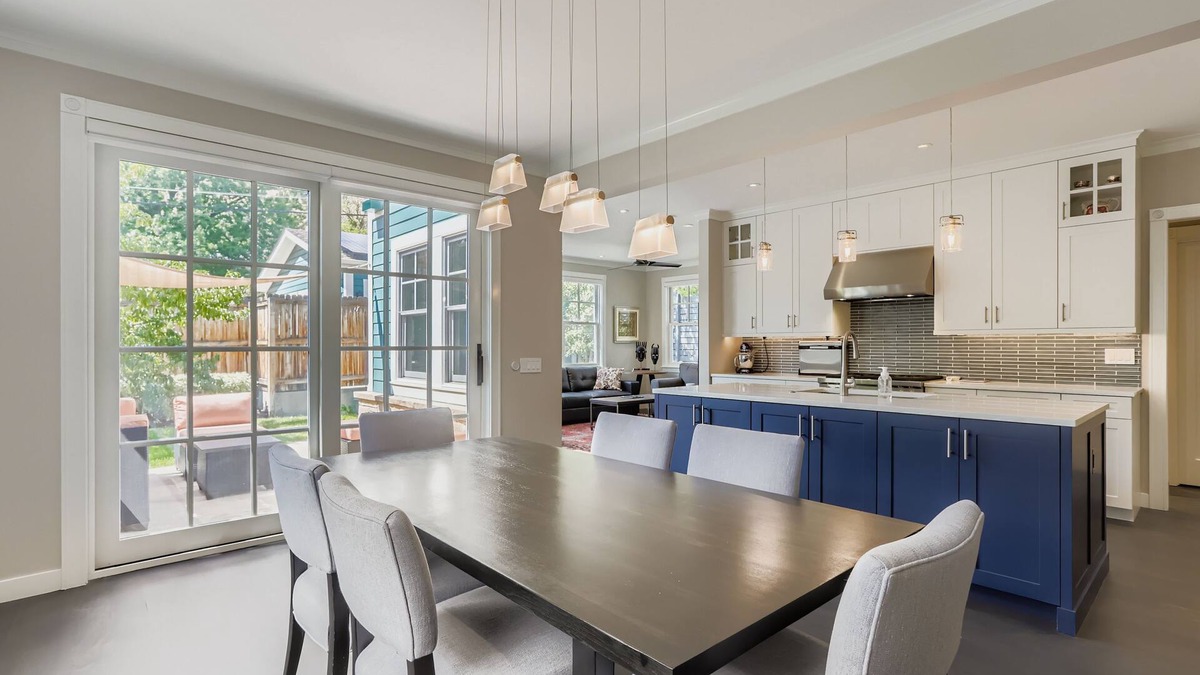 Newlands House | Beautiful Fully Furnished New Build in Newlands