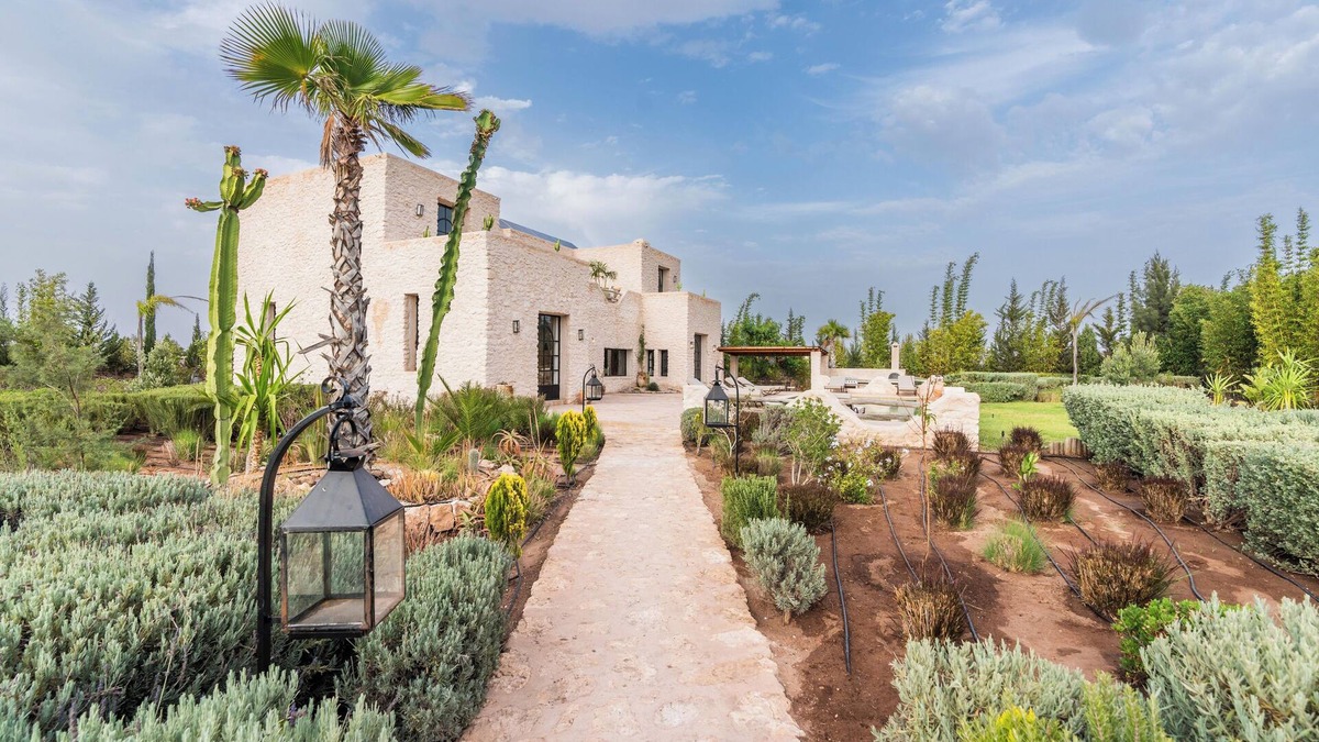 Ida Ougourd Villa | Beautiful garden Villa with heated pool.