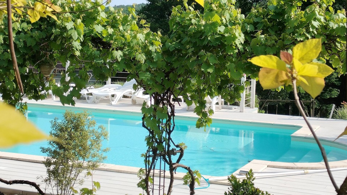 Saint-Bazile Cottage | Beautiful gite and pool in Périgord Naturel Parc