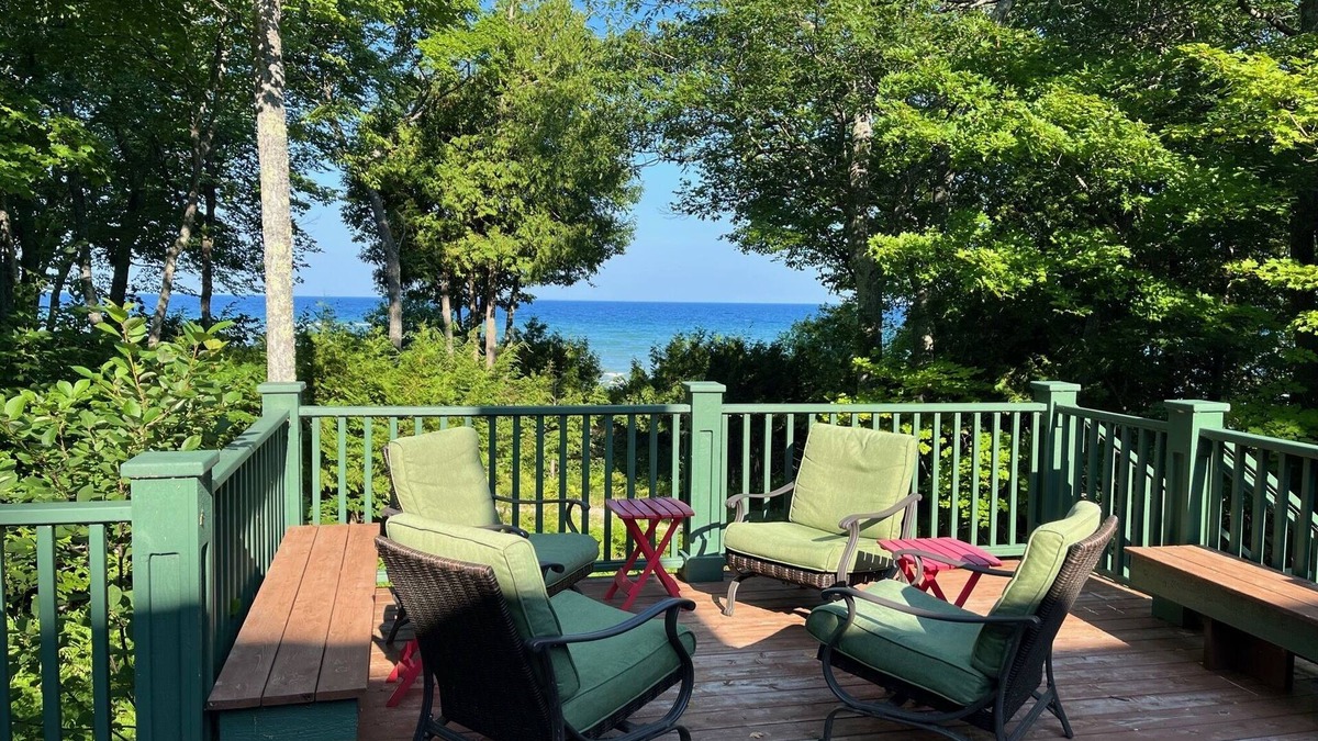 Harbor Springs House | Beautiful Goodhart Home on Lake Michigan along The Tunnel of Trees