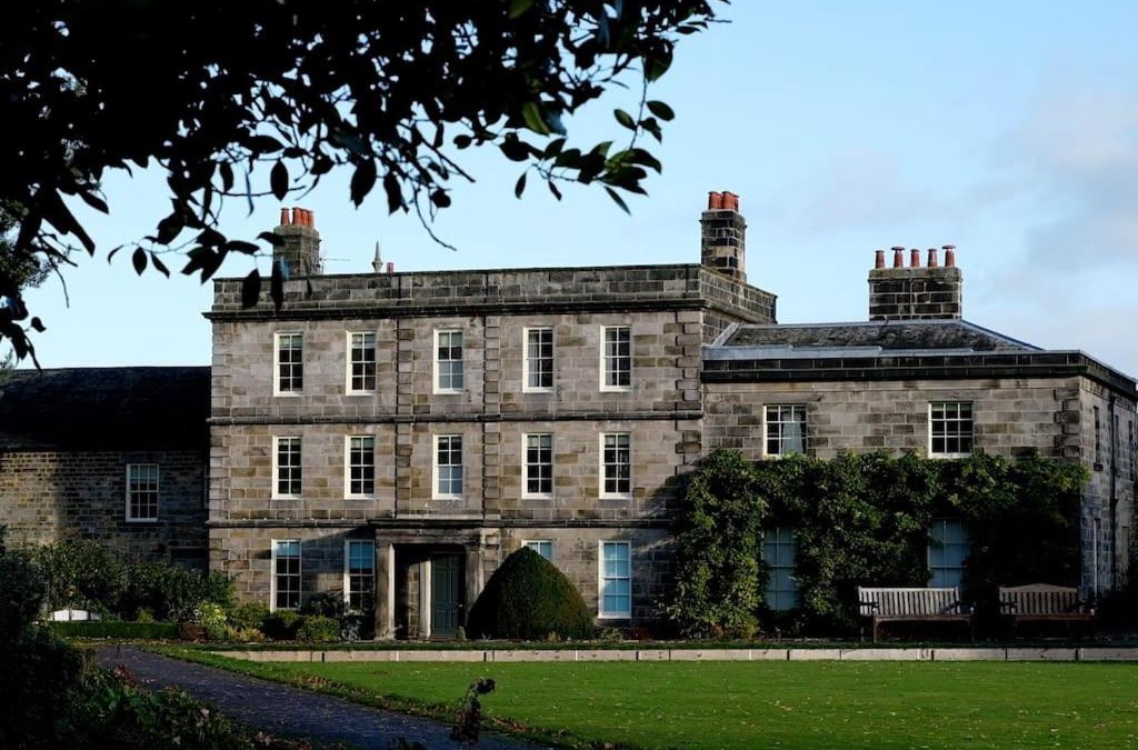 Hexham House | Beautiful Grade II Listed Apartments Sleeping 20