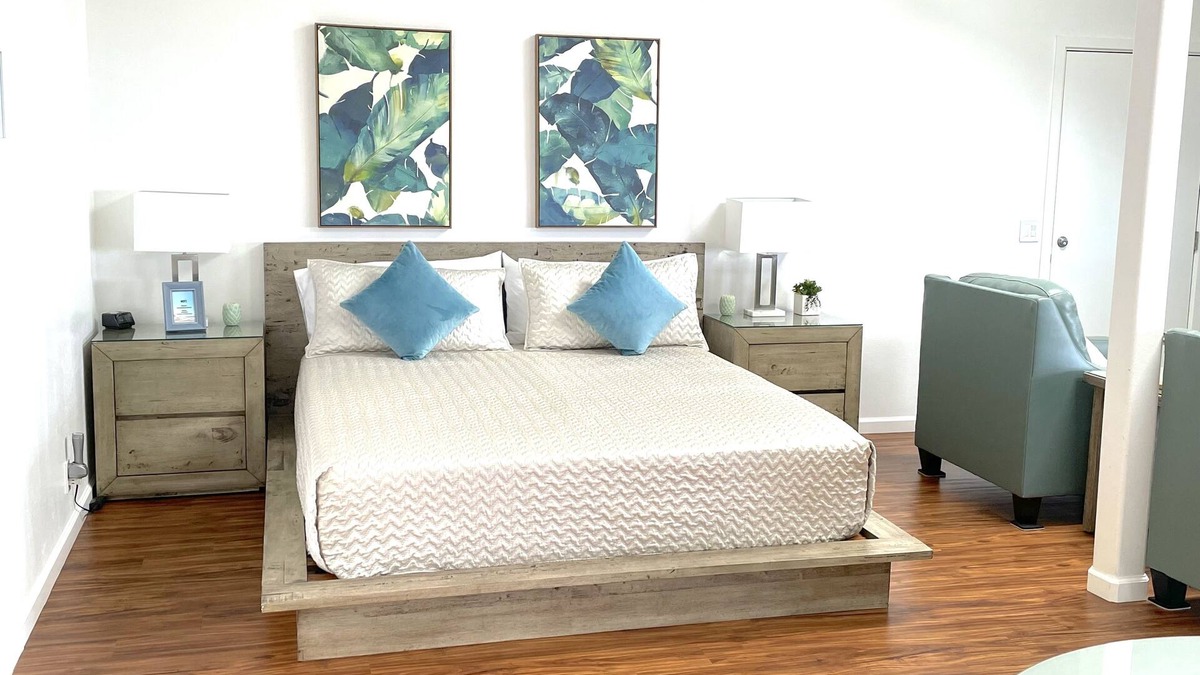 Kailua-Kona Apartment | Beautiful Hawaiian Paradise Studio with stunning coastal views