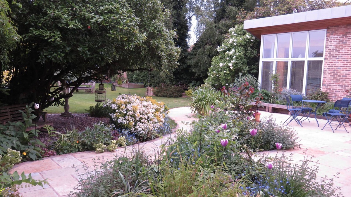 Cambridge Apartment | Beautiful high specification garden studio close to City centre