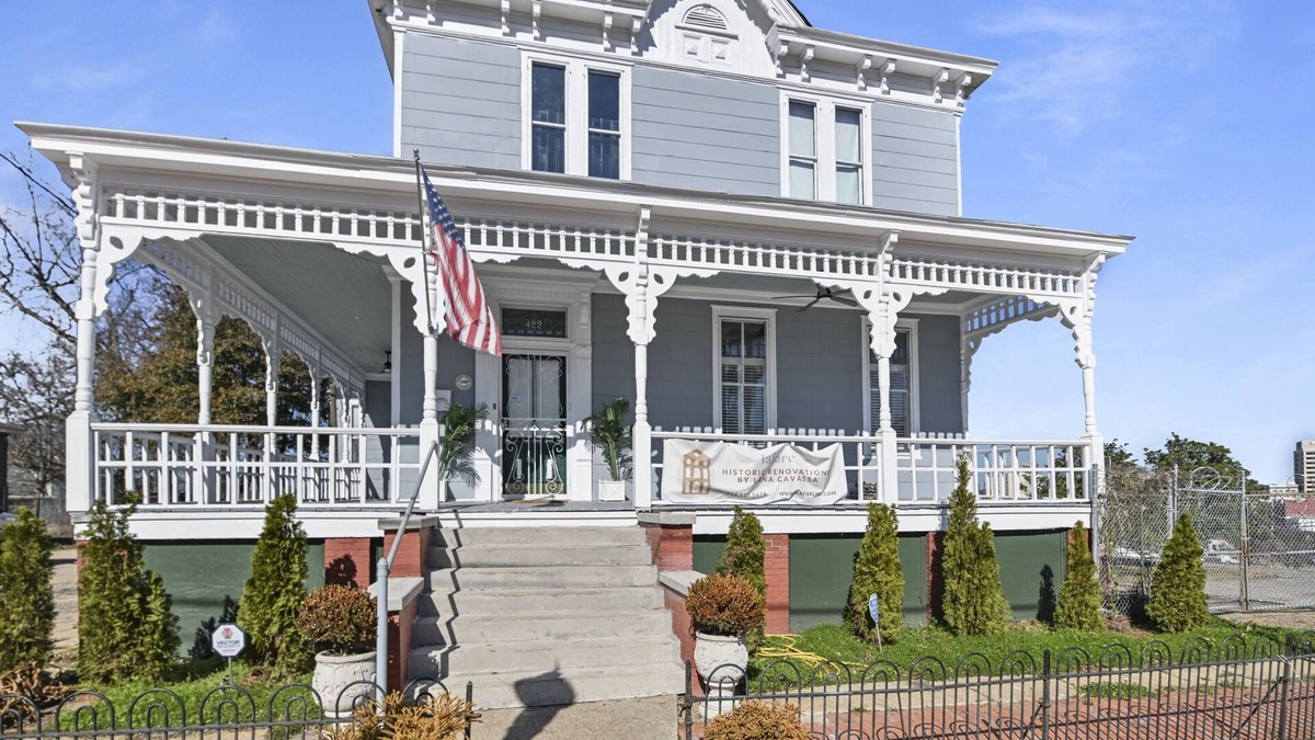 Montgomery House | Beautiful historic home that has just been redone in downtown Montgomery, AL.