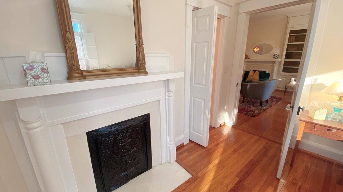 Murfreesboro House | Beautiful historic home in Downtown Murfreesboro-2 bedroom option-sleeps 6