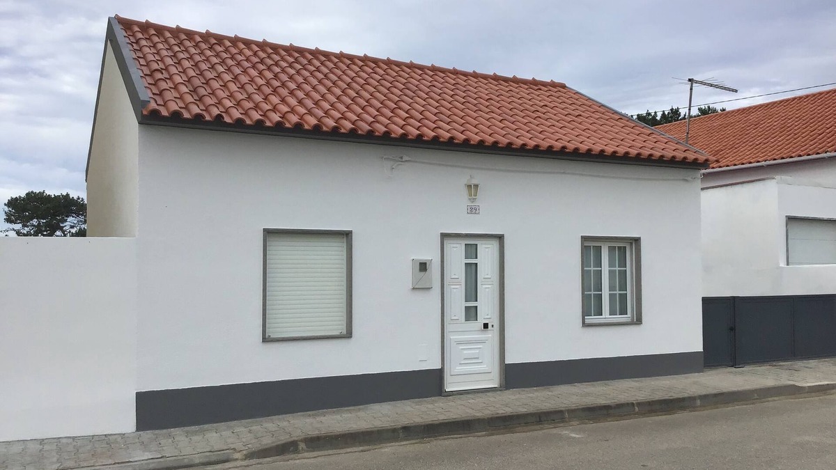 Atalaia House | BEAUTIFUL HOME AWAY FROM HOME. Translated in 5 different language