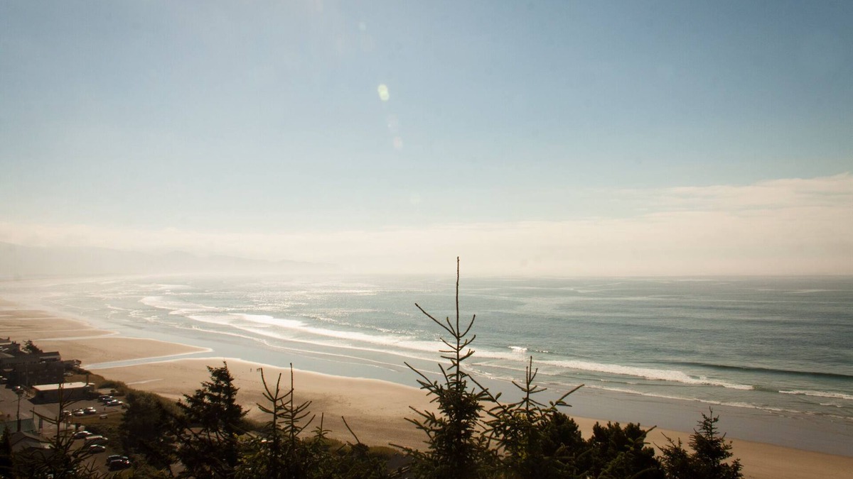 Oceanside House | Beautiful home, breath taking panoramic ocean views, & WIFI