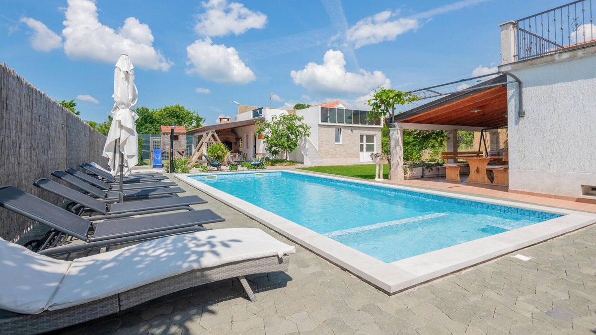 Prolozac House | Beautiful home in Donji Prolozac