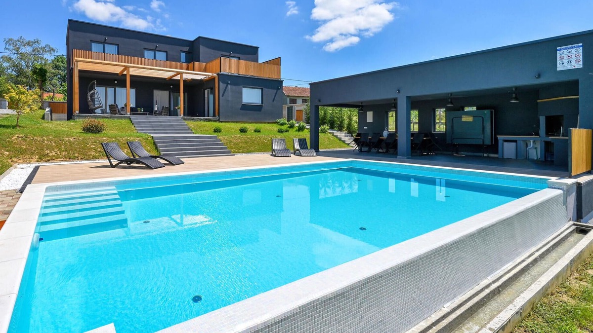 Klostar Ivanic House | Beautiful home in Klostar Ivanic