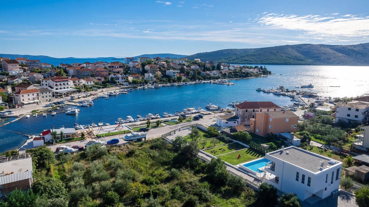 Seget Vranjica House | Beautiful home in Seget Vranjica