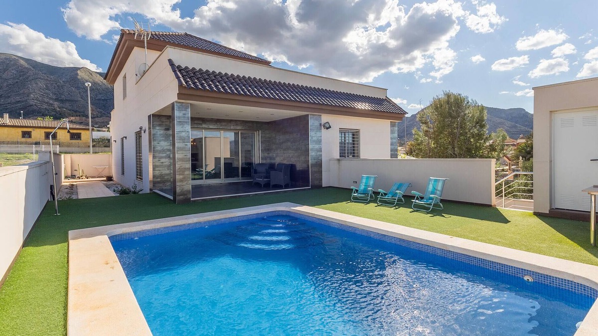 Cox House | Beautiful home in Cox