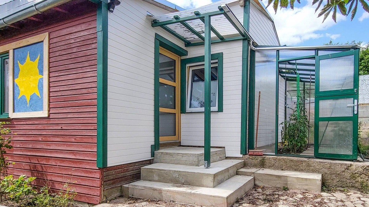 Rhoda House | Beautiful home in Erfurt with kitchen