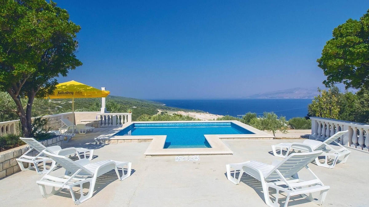 Pucisca House | Beautiful home in Pucisca