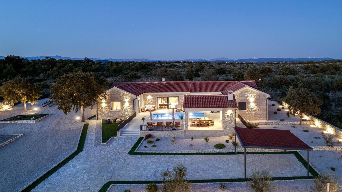 Tinj House | Beautiful home in Tinj