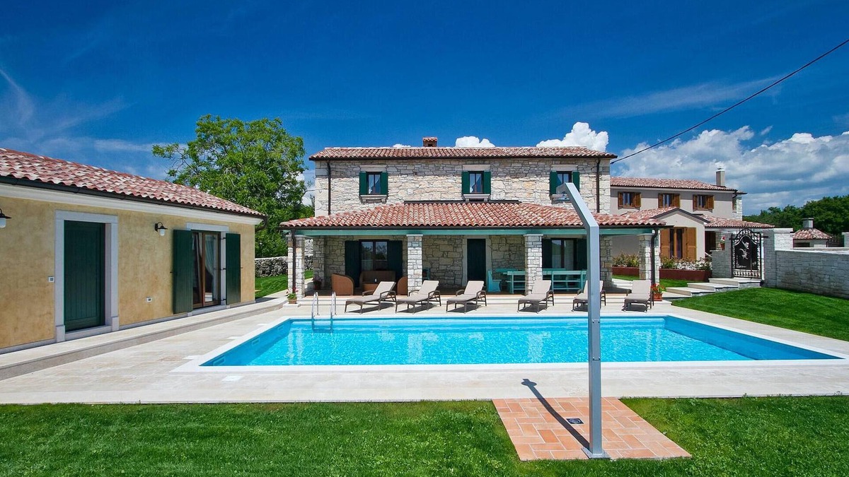 Radetici House | Beautiful home in Tinjan