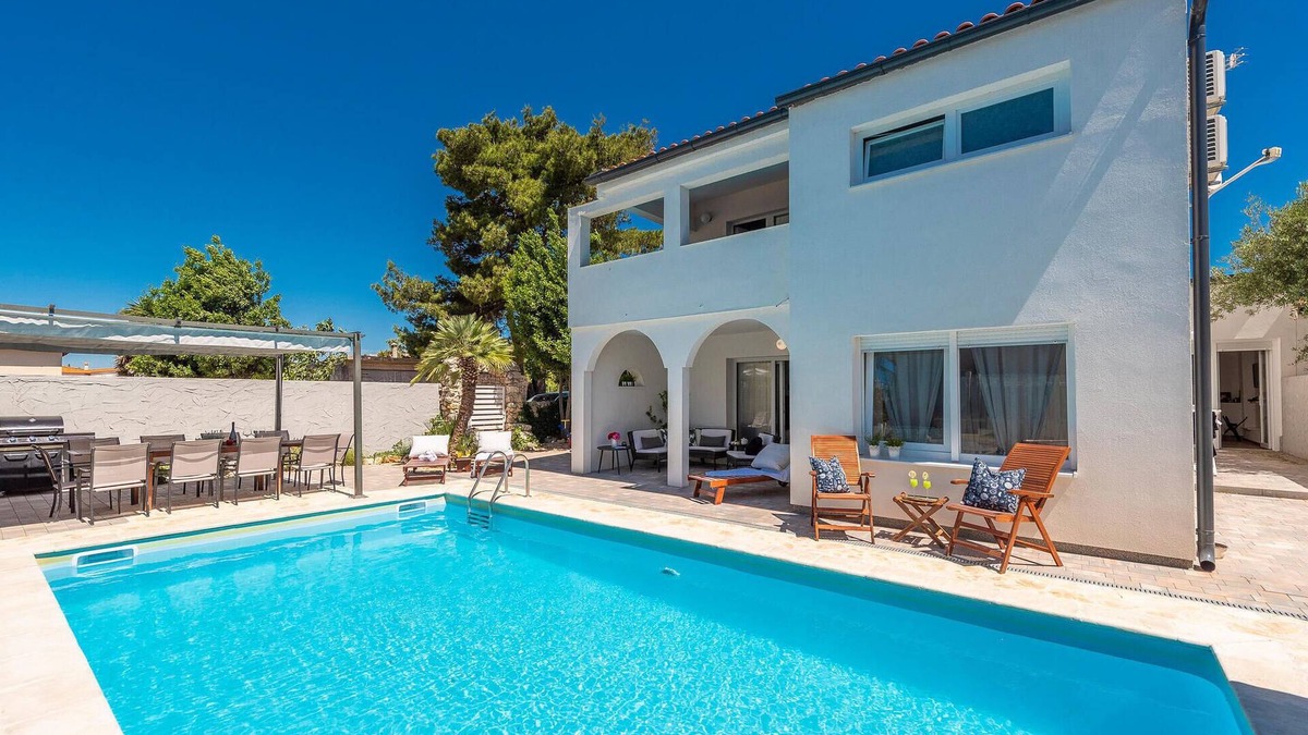 Vrsi House | Beautiful home in Vrsi Mulo with sauna