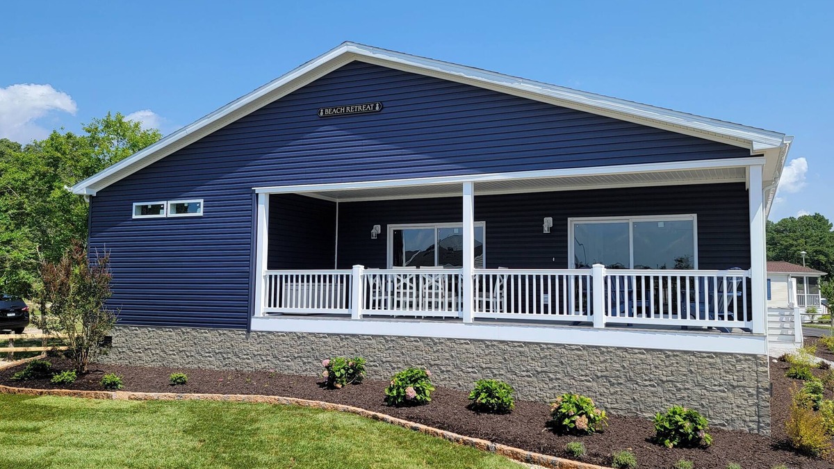 Long Neck House | Beautiful home - marina, beach, pools, family fun, pets!